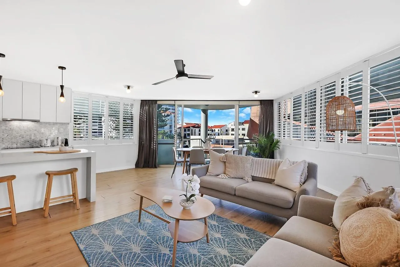 Private Rooftop, 2-Storey Surfers Paradise Apartment With Pool Near Beach! Gold Coast
